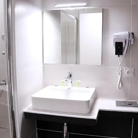 Otel Athanor Centre 3*