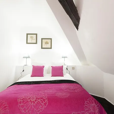 Hotel Athanor Centre 3*