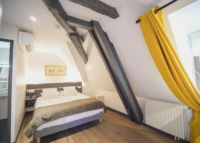 Athanor Centre Hotel