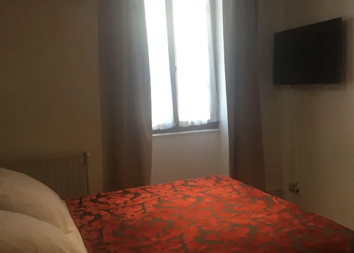 Athanor Centre Бон