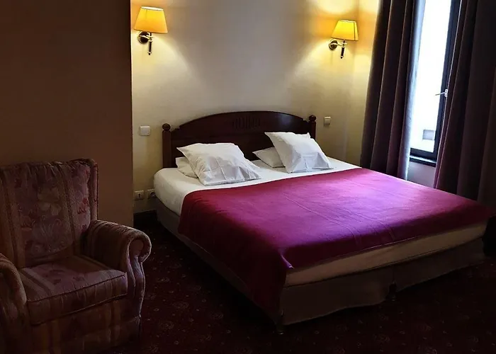 Athanor Centre Бон