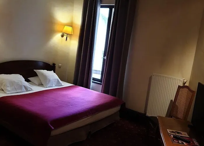 Athanor Centre Бон