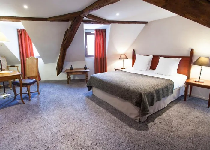 Athanor Centre Отель