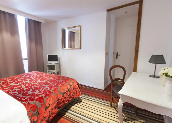 Hotel Athanor Centre 3*